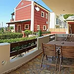 Medusa\'S Villas